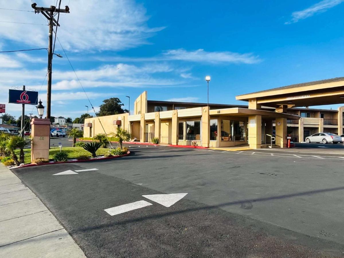 Motel 6 Vallejo, Ca - Napa Valley Экстерьер фото